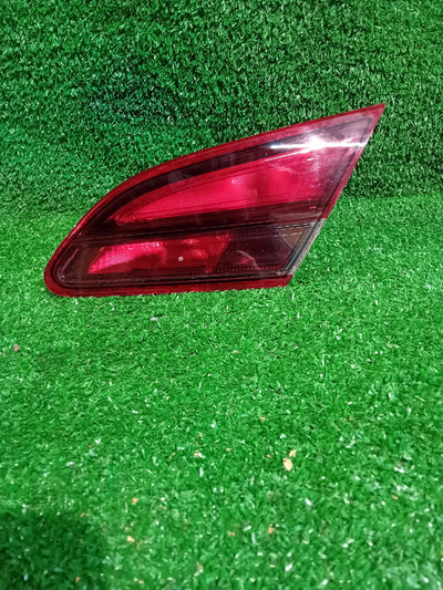 LAMPA TYLNA PRAWA OPEL ASTRA J IV GTC