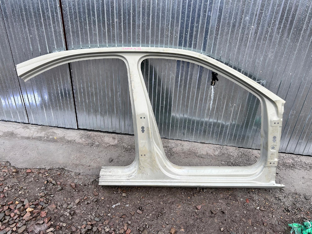 SŁUPEK PRÓG PRAWY SKODA SUPERB III nr.0