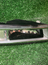 HALOGEN PRAWY VW PASSAT B8