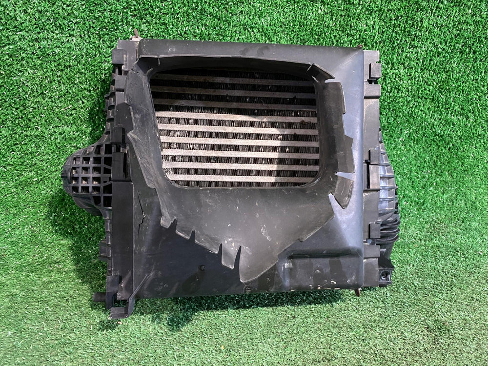 INTERCOOLER CHŁODNICA AUDI Q8 LAMBORGHINI URUS