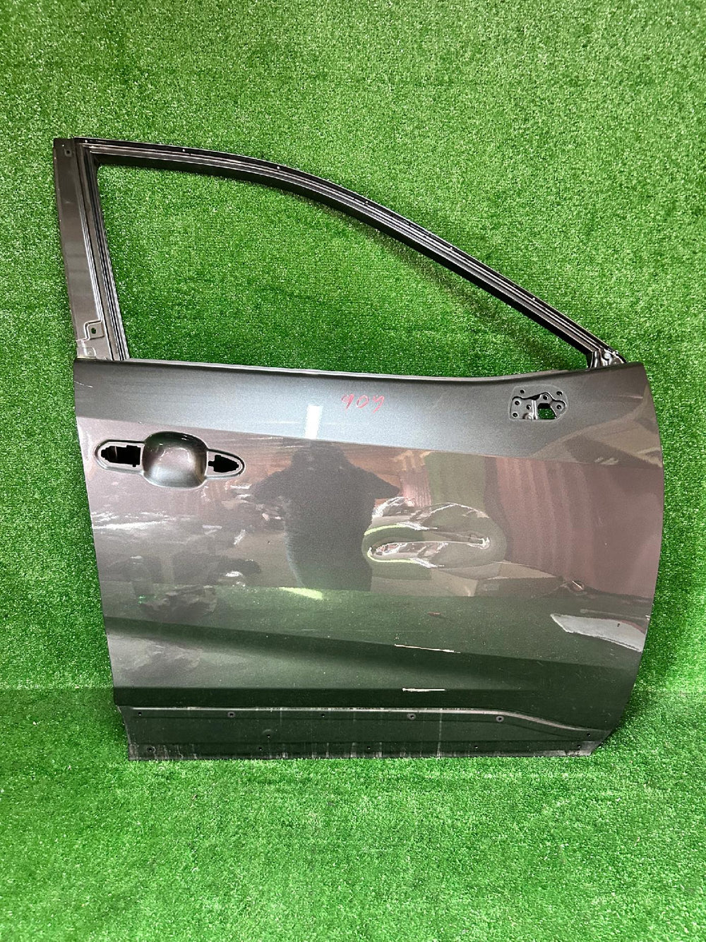 DRZWI PRZEDNIE PRAWE TOYOTA RAV4 V