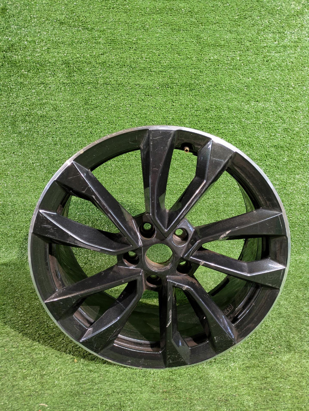 ALUFELGA FELGA ALUMINIOWA SKODA KAROQ 18" 7J ET45 NR.69