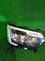 REFLEKTOR PRAWY PRZÓD RENAULT MASTER IV 19-24 LED NR.745