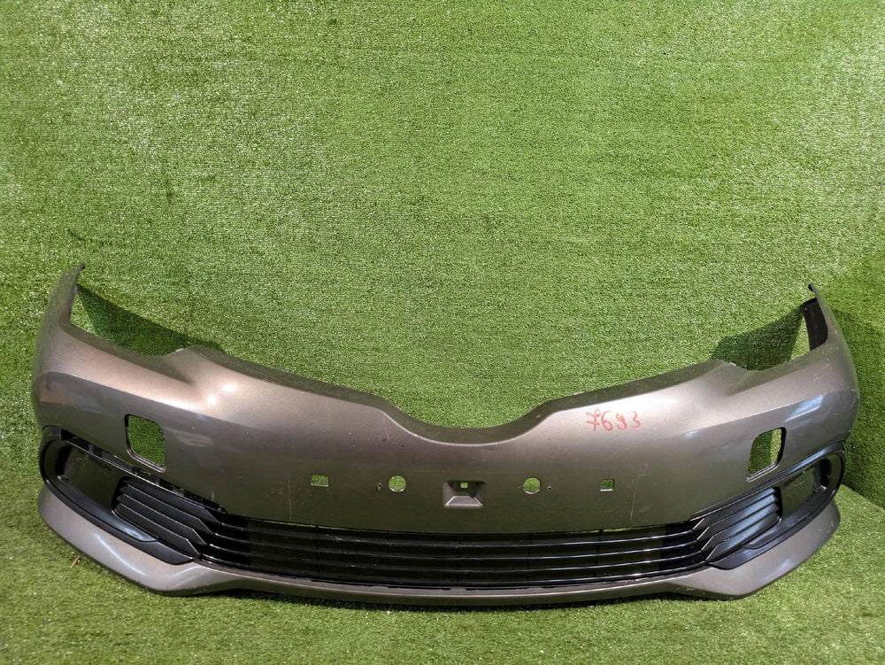 ZDERZAK PRZEDNI PRZÓD TOYOTA AURIS II LIFT Bez PDC NR.7693