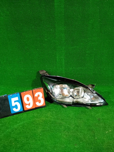 REFLEKTOR PRAWY PRZÓD PEUGEOT 308 T9 13- ZWYKŁA
