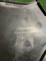 NAROŻNIK LEWY TYLNY TOYOTA COROLLA CROSS