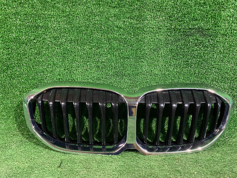 GRILL ATRAPA BMW 1 F40