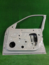 DRZWI PRZEDNIE PRAWE PRAWY PRZÓD SKODA KAMIQ 658 19-