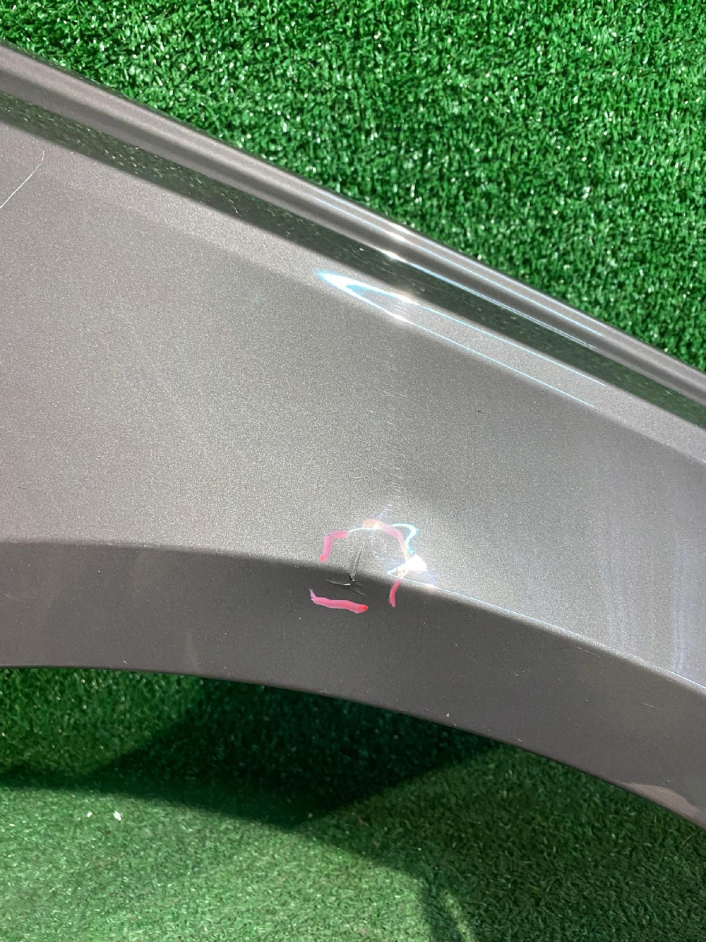BŁOTNIK PRZEDNI PRAWY AUDI A6 C8 nr.006