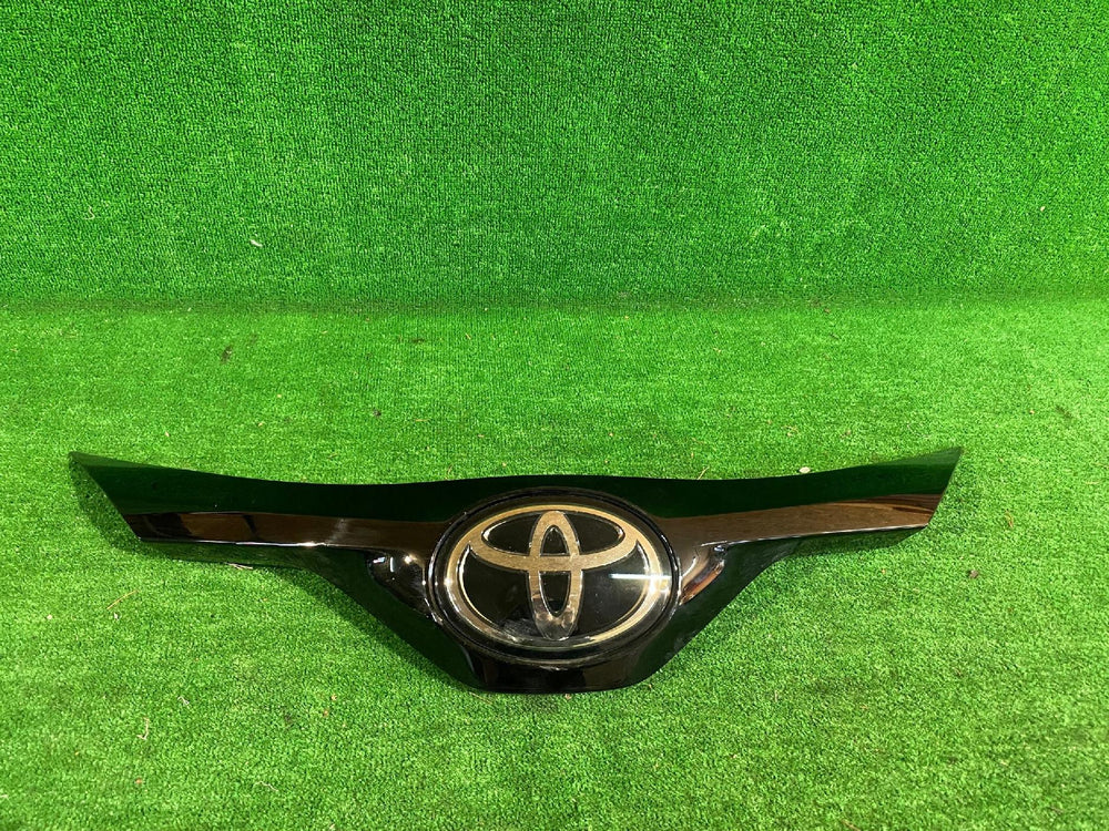 GRILL ATRAPA CHŁODNICY TOYOTA C-HR LIFT
