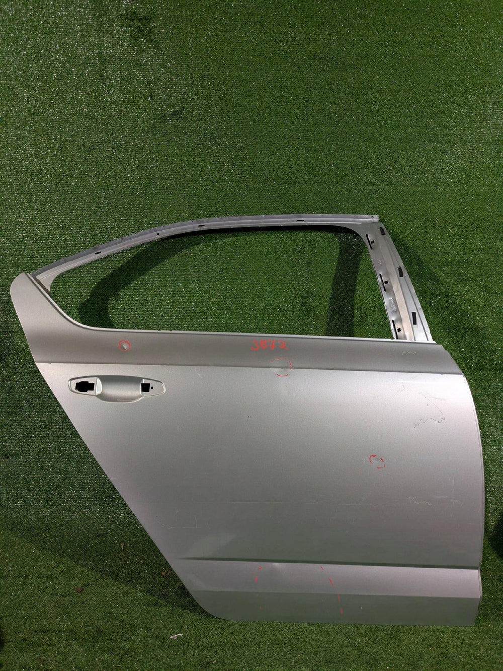 DRZWI TYLNE PRAWE PRAWY TYŁ SKODA OCTAVIA III HB SEDAN NR.3872