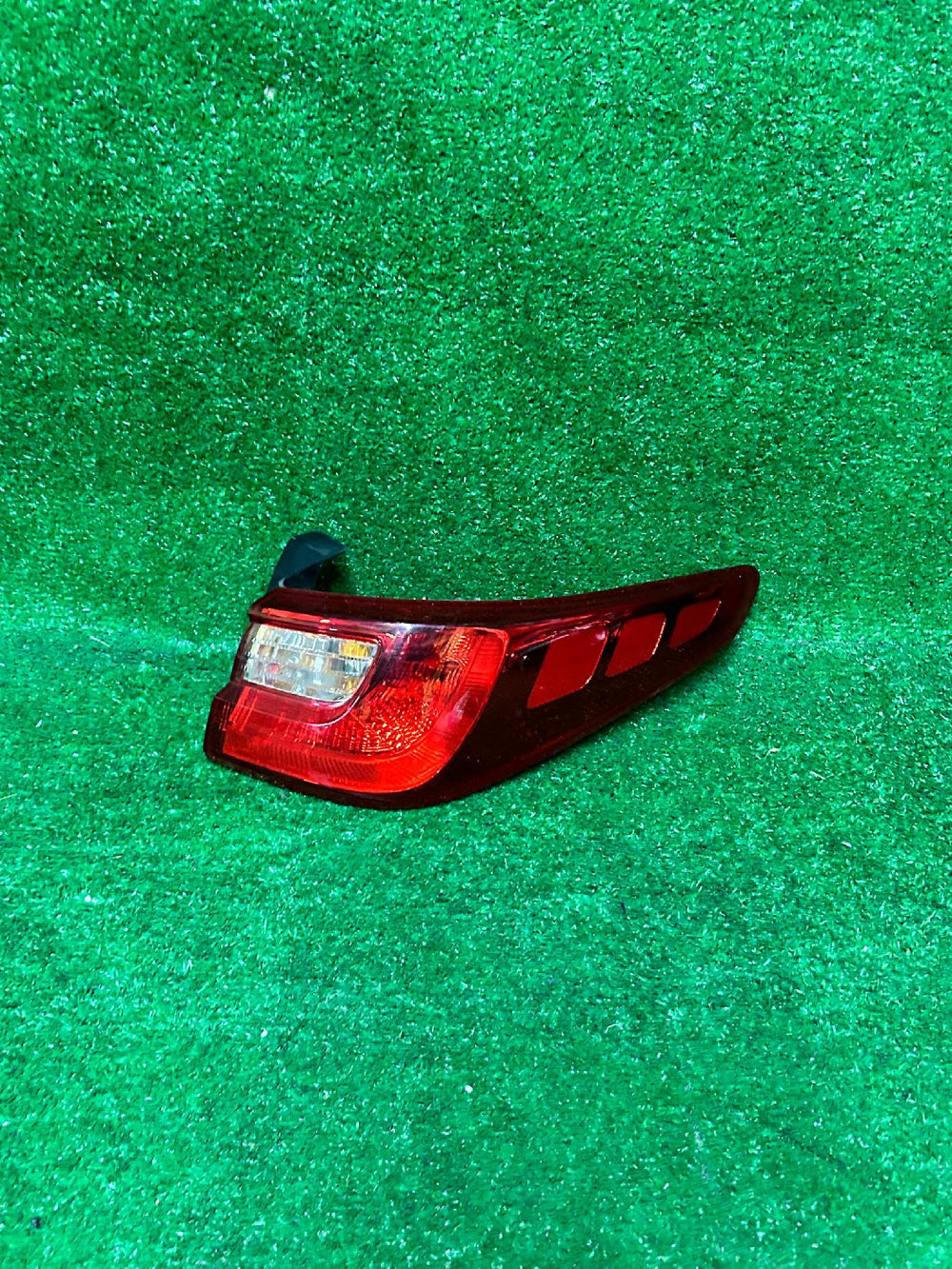 LAMPA TYŁ TYLNA PRAWA KIA OPTIMA IV KOMBI ZWYKŁA