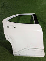 DRZWI TYLNE PRAWE PRAWY TYŁ TOYOTA YARIS CROSS 20- NR.3933