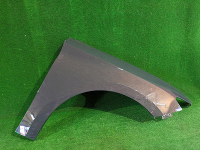 BŁOTNIK PRZEDNI PRAWY PRZÓD SEAT LEON IV NR.001