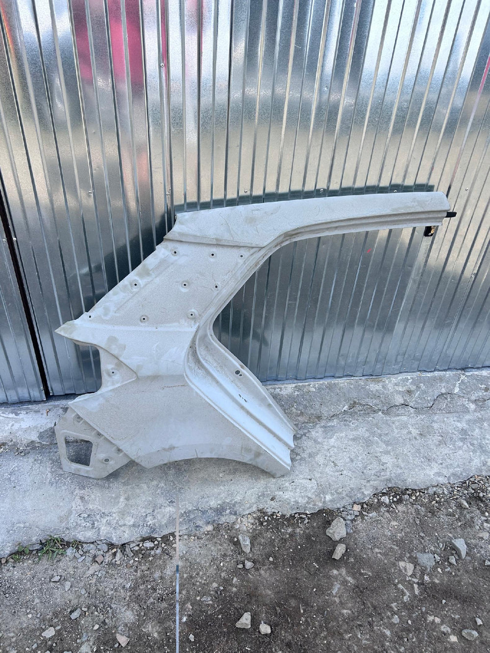 BŁOTNIK TYLNY PRAWY HYUNDAI I20 II 14- NR.988