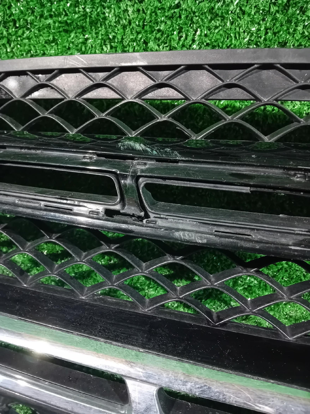 MERCEDES GLS X166 166 GRILL ATRAPA A1668880460