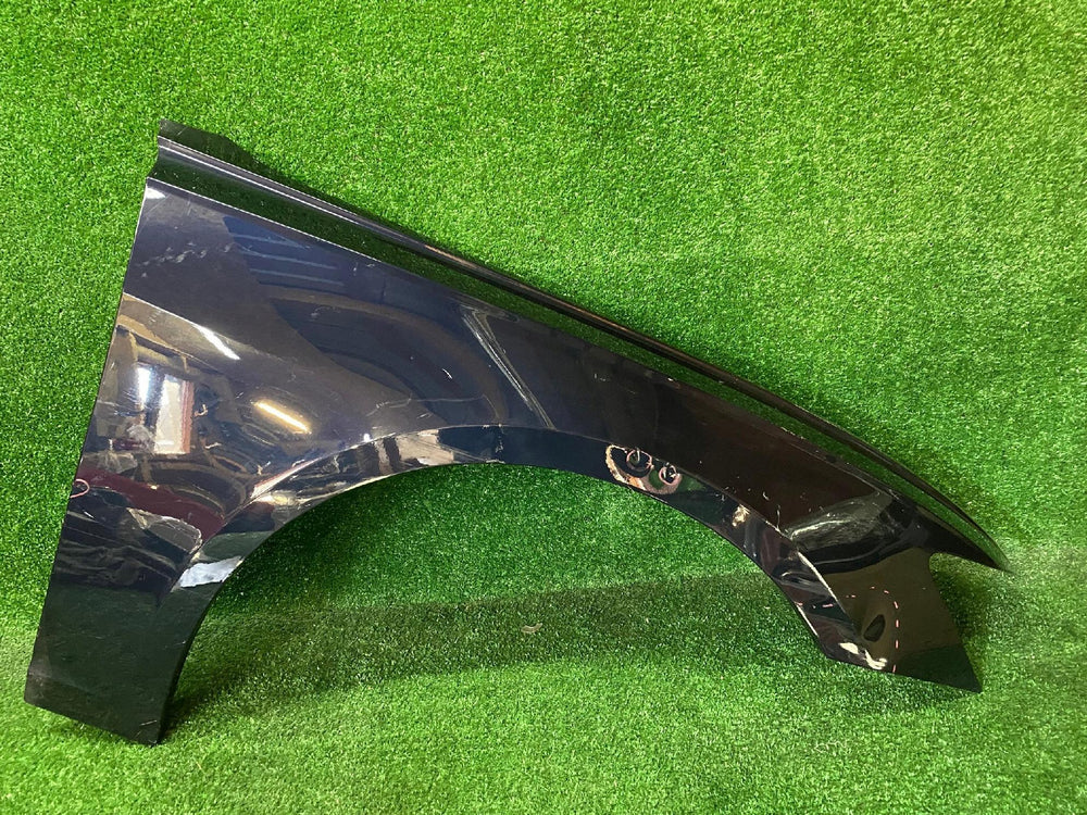 BŁOTNIK PRZEDNI PRAWY PRZÓD AUDI A6 C8 NR.013