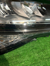 REFLEKTOR PRAWY SKODA SUPERB III LIFT uszkodzony led