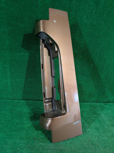 NAROŻNIK ZDERZAKA OBUDOWA LAMPY PRAWY TYŁ RENAULT TRAFIC III