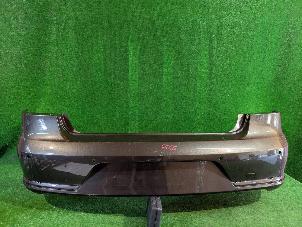 ZDERZAK TYLNY TYŁ VW PASSAT B7 SEDAN