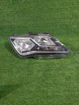 REFLEKTOR PRAWY PRZÓD SEAT TOLEDO IV 13- ZWYKŁA NR.897