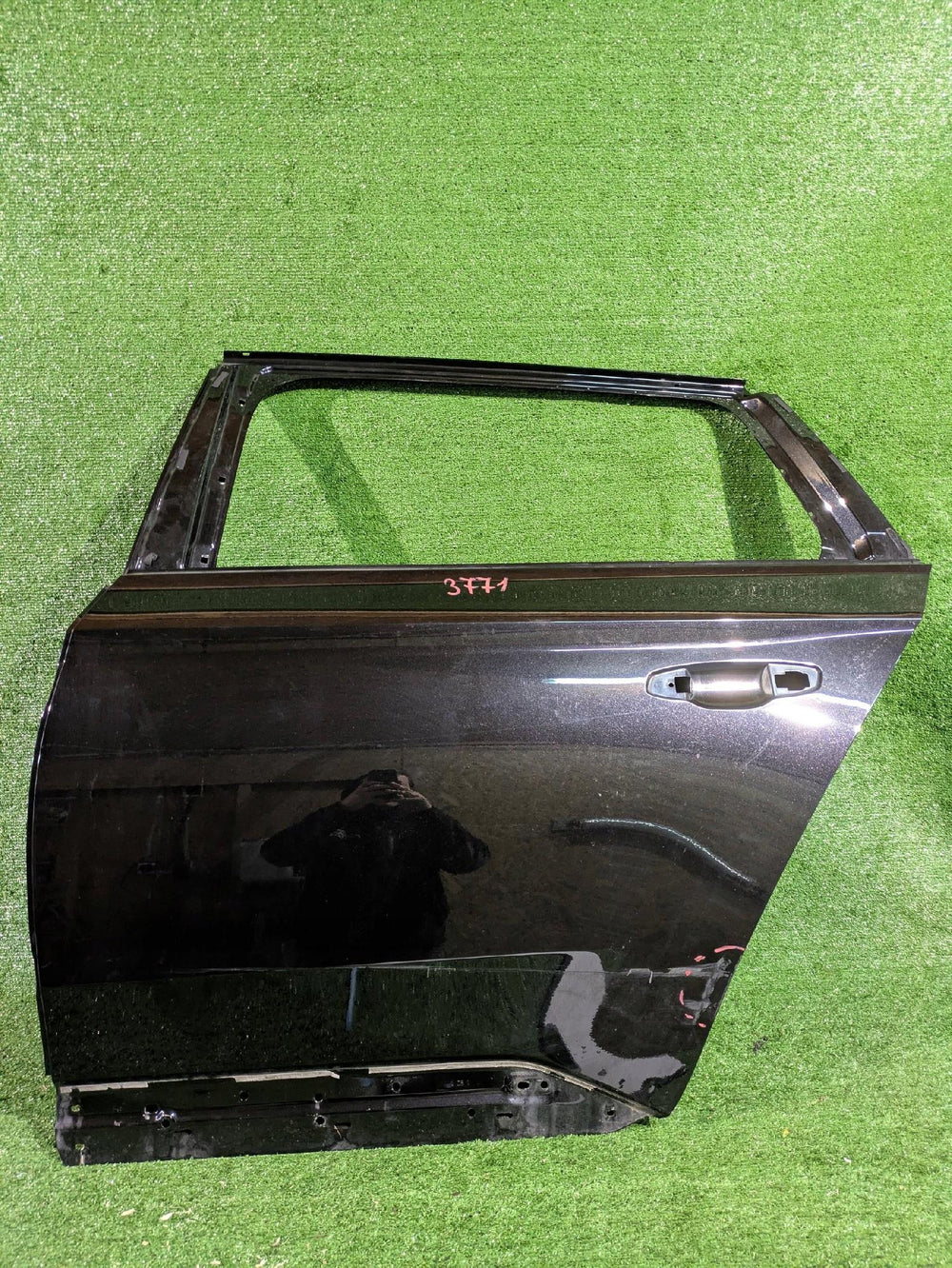 DRZWI TYLNE LEWE LEWY TYŁ SKODA SUPERB III KOMBI NR.3771