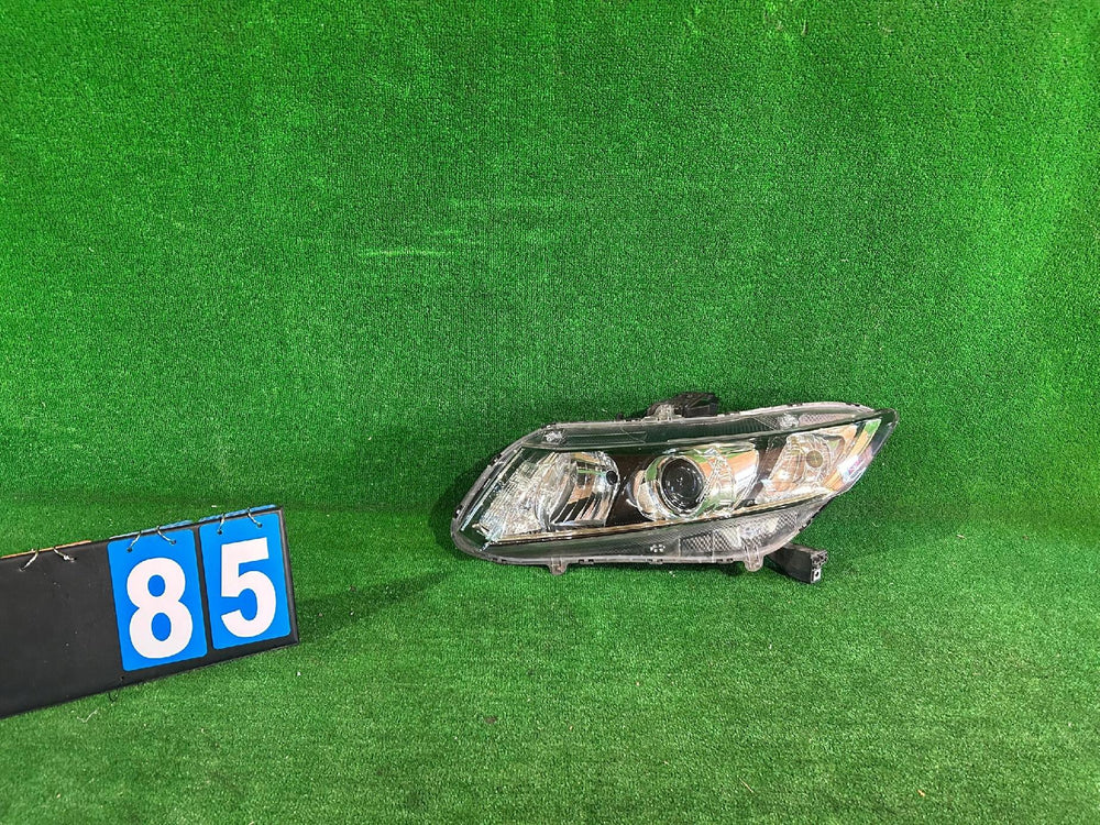 REFLEKTOR LEWY HONDA CIVIC IX SEDAN XENON nr:85