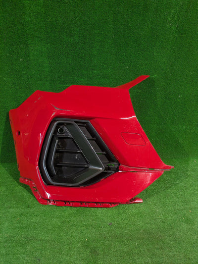 NAROŻNIK PRAWY PRZEDNI ZDERZAKA AUDI Q3 83A