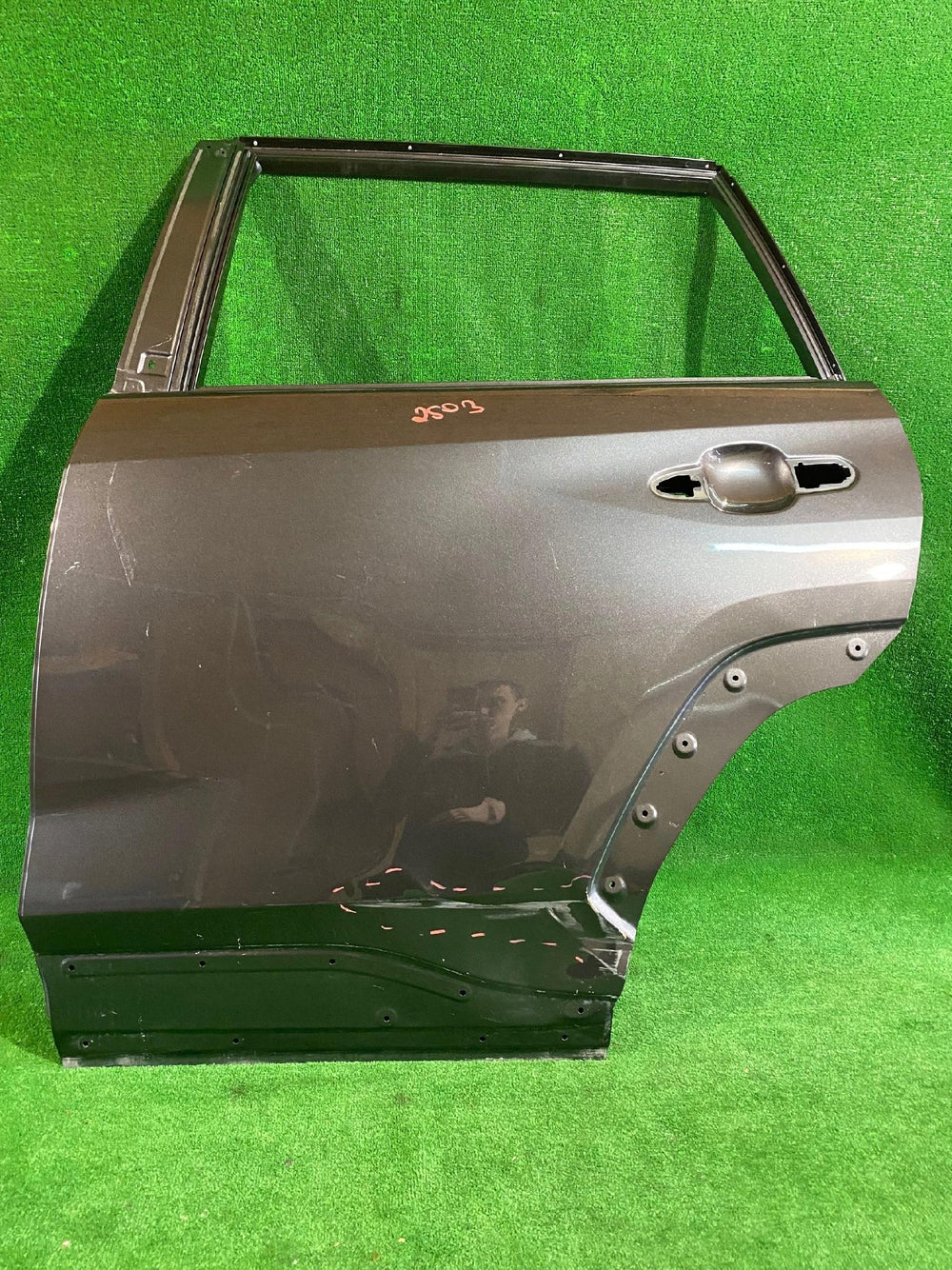 DRZWI TYLNE LEWE LEWY TYŁ TOYOTA RAV 4 V NR.2503