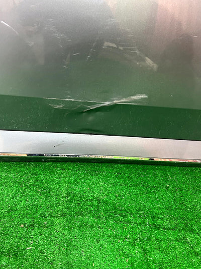 DRZWI PRZEDNIE PRAWE SKODA SUPERB III