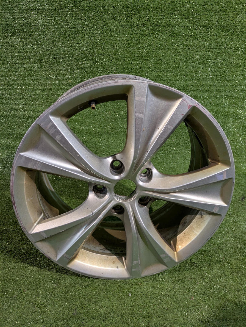 ALUFELGA FELGA ALUMINIOWA SEAT LEON IV 17" 7.5J ET46 NR.144