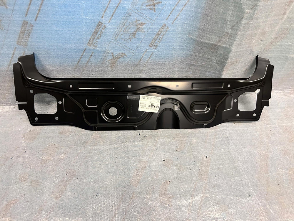 PAS TYLNY AUDI A6 C7 4G KOMBI 4G9813307 nr.0