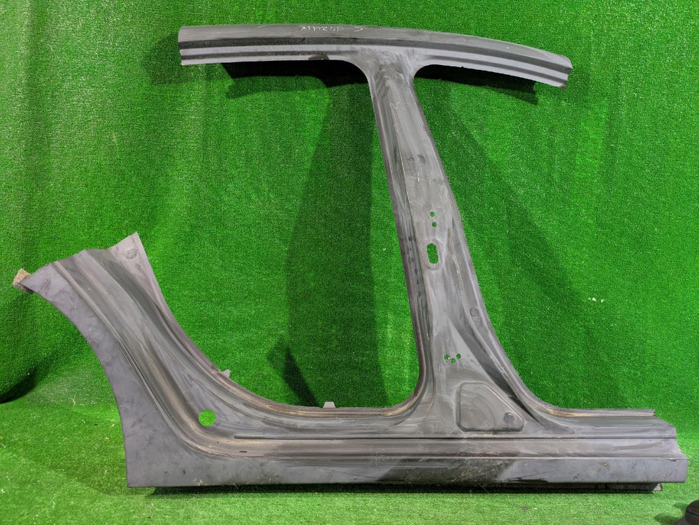 SŁUPEK PRAWY PRÓG MAZDA 3 BM 13-16