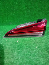 LAMPA TYŁ TYLNA PRAWA SKODA KAMIQ 20- W KLAPE NR.93