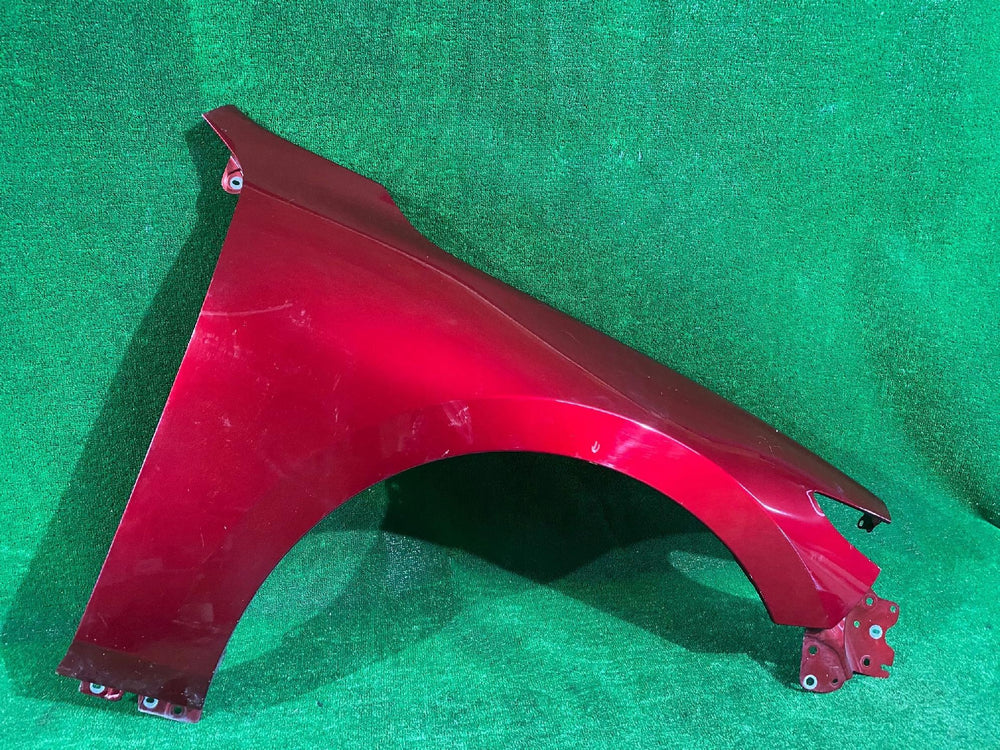 BŁOTNIK PRZEDNI PRAWY MAZDA 3 BP 18-