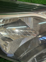 REFLEKTOR PRAWY TOYOTA YARIS III LIFT 17- nr:239