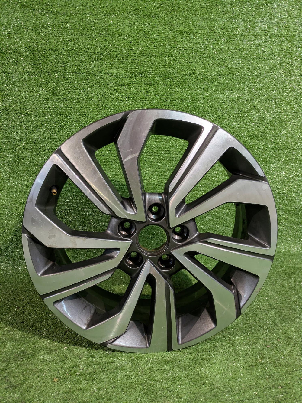 ALUFELGA FELGA ALUMINIOWA SSANGYONG TIVOLI 18" 6.5J ET45.5 NR.86