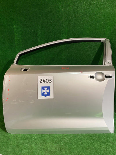 DRZWI LEWE PRZEDNIE LEWY PRZÓD TOYOTA COROLLA E21 NR.2291