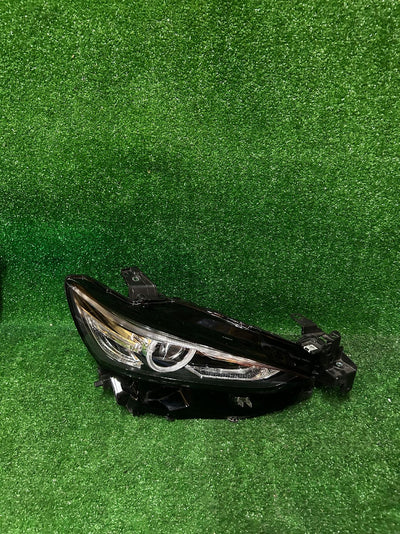 REFLEKTOR PRAWY MAZDA 6 GL FULL LED