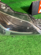 REFLEKTOR LEWY TOYOTA YARIS III LIFT 14-17 nr:242