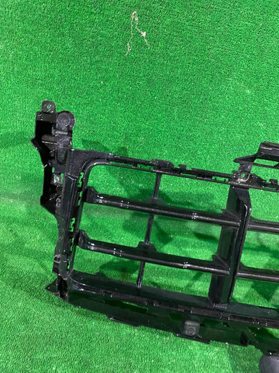 GRILL ATRAPA CHŁODNICY PORSCHE CAYENNE III 9Y0 GTS LIFT 23- POD RADAR
