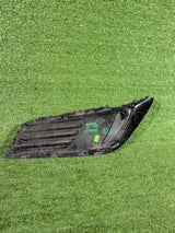 KRATKA ZDERZAKA LEWA TOYOTA AURIS II LIFT NR.033