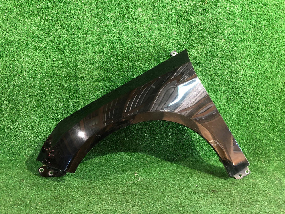 BŁOTNIK PRZEDNI PRZÓD LEWY FORD FOCUS MK3 NR.927