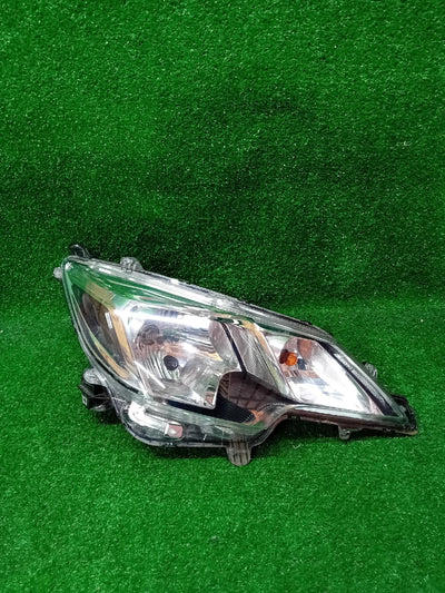 REFLEKTOR PRAWY MITSUBISHI SPACE STAR II LIFT