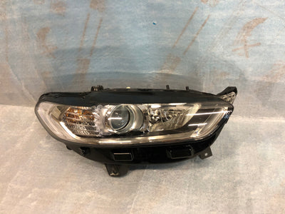 REFLEKTOR PRAWY FORD MONDEO MK5 zwykła