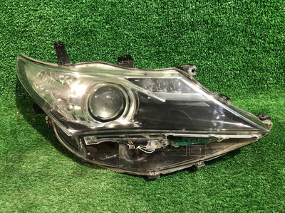 REFLEKTOR PRAWY TOYOTA AURIS II 12-15