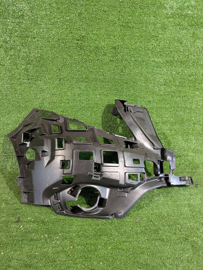 UCHWYT MOCOWANIE ŚLIZG ZDERZAKA PRAWY PRZÓD MERCEDES VITO W447