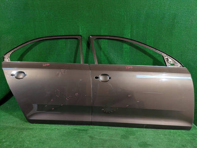 DRZWI TYLNE PRAWE PRAWY TYŁ SKODA RAPID LIFTBACK NR.3360