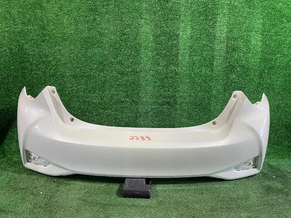 ZDERZAK TYLNY TYŁ TOYOTA YARIS III LIFT 17- NR.2399