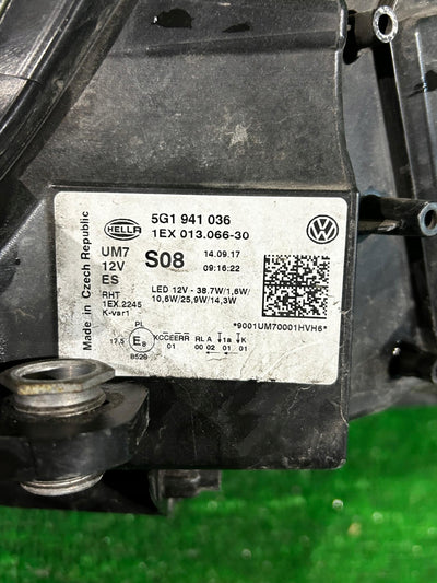 REFLEKTOR PRAWY VW GOLF VII LIFT FULL LED